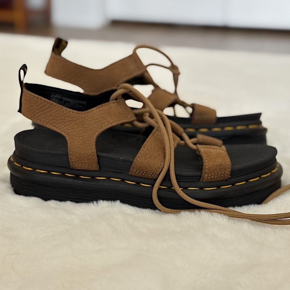Dr. Martens Brown Leather Platform Lace-Up Sandals - 7 Nartilla Savannah Tan